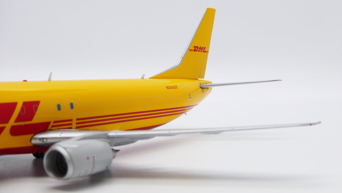 JC WINGS B737-400(SF) DHL SOUTHERN AIR REG: N305GT