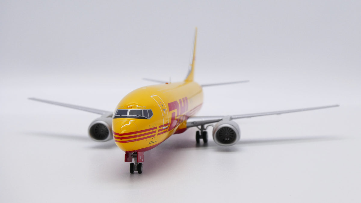 JC WINGS B737-400(SF) DHL SOUTHERN AIR REG: N305GT