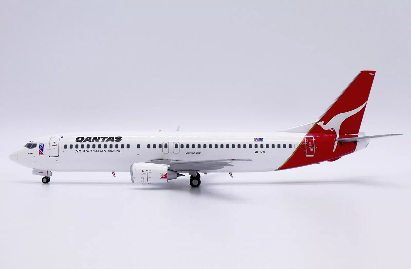 JCWINGS B737-400 QANTAS "75 YEARS" REG: VH-TJW