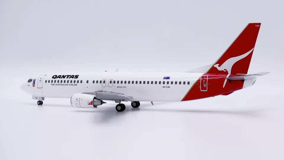 JCWINGS B737-400 QANTAS "75 YEARS" REG: VH-TJW