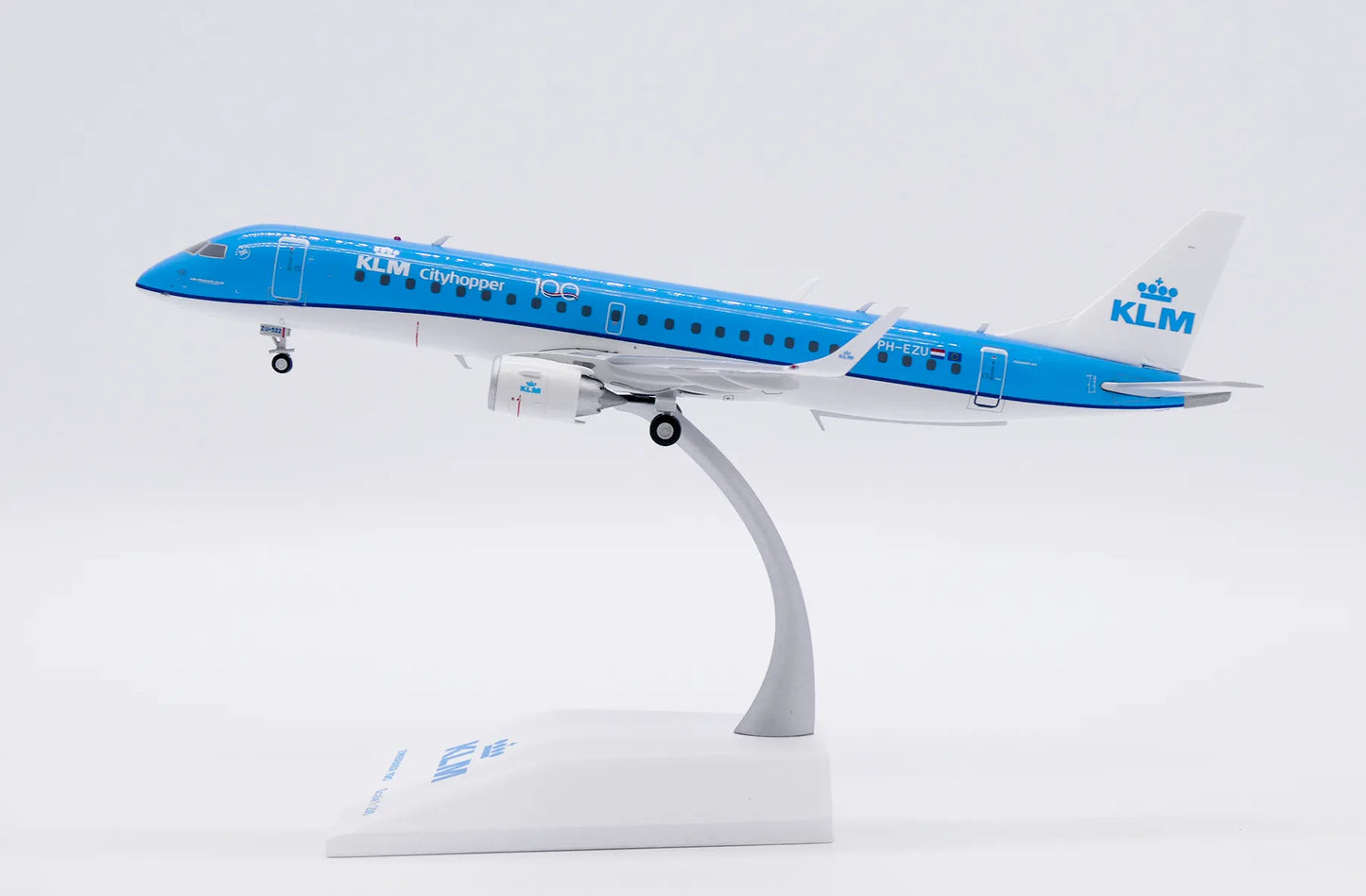 JC WINGS ERJ-190STD 100 KLM CITYHOPPER EMBRAER REG: PH-EZU