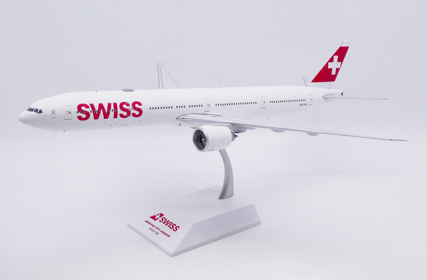 JC WINGS B777-300ER SWISS "LUZERN" REG: HB-JNK