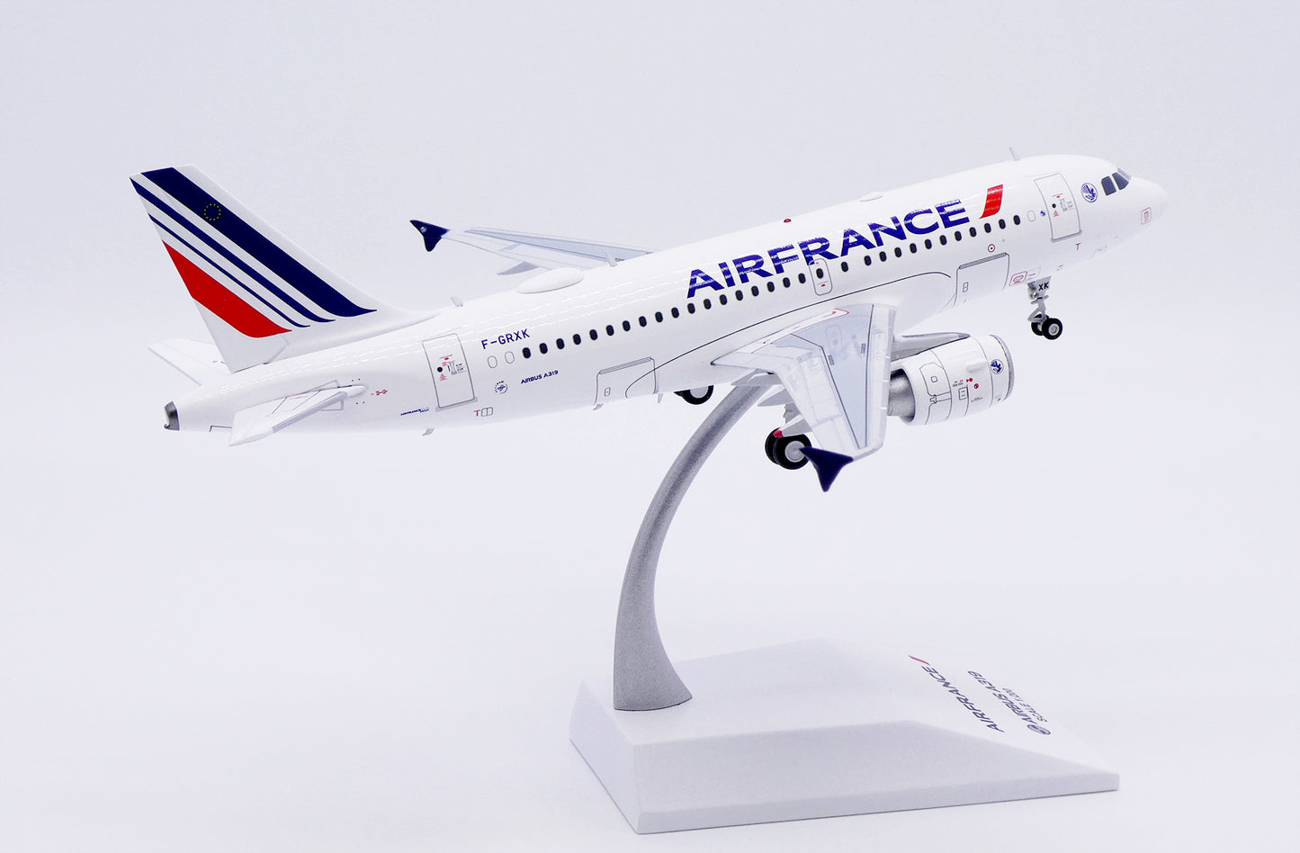 JC WINGS A319 AIR FRANCE "LARGE TITLES" REG: F-GRXK