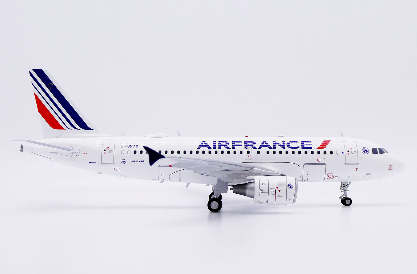 JC WINGS A319 AIR FRANCE "LARGE TITLES" REG: F-GRXK
