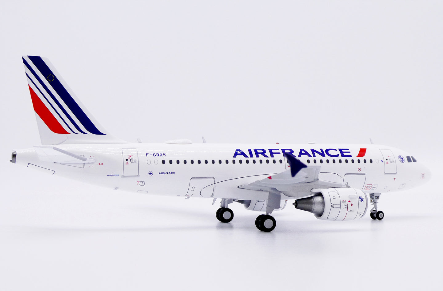 JC WINGS A319 AIR FRANCE "LARGE TITLES" REG: F-GRXK