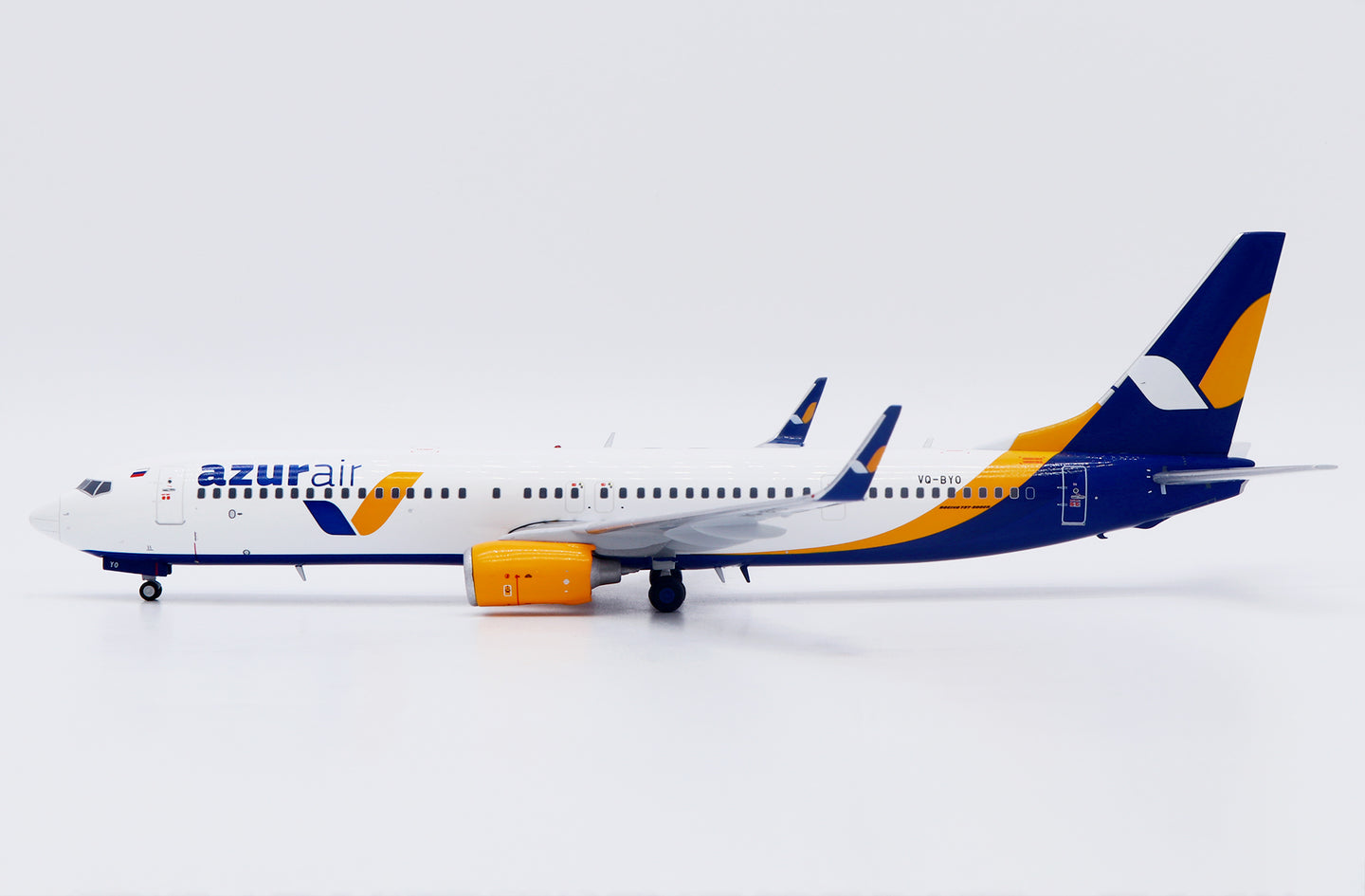 JC WINGS B737-900ER AZUR AIR REG: VQ-BYO