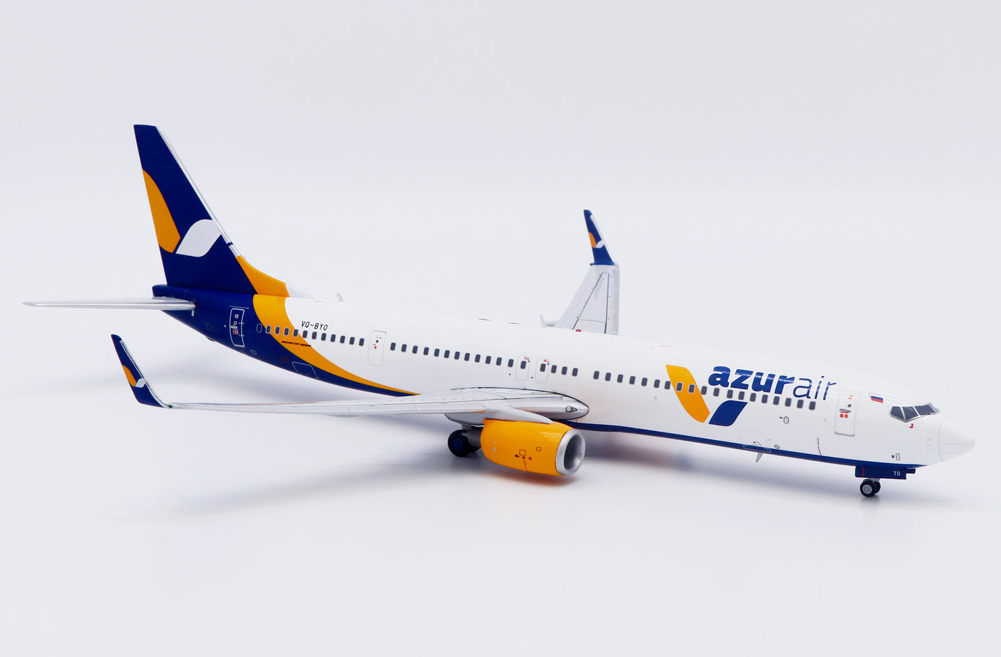 JC WINGS B737-900ER AZUR AIR REG: VQ-BYO