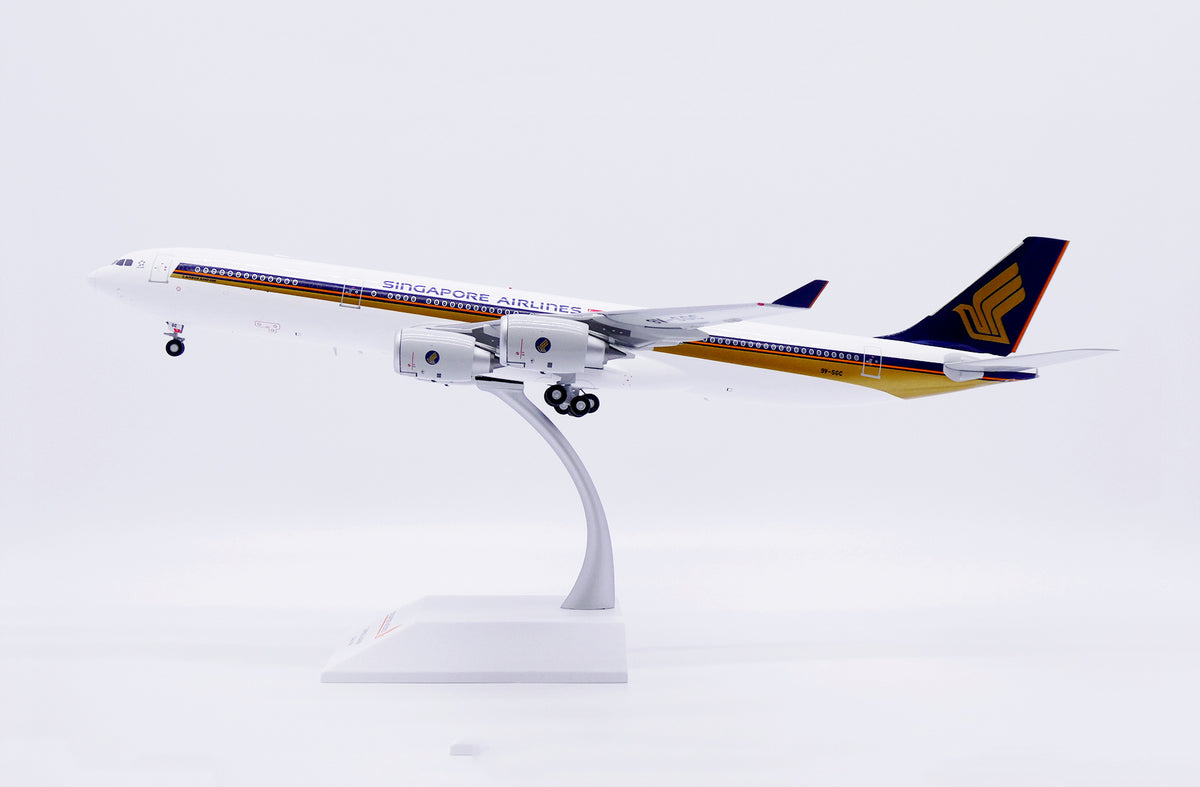 JC WINGS A340-500 SINGAPORE AIRLINES "OLD TITLES" REG: 9V-SGC