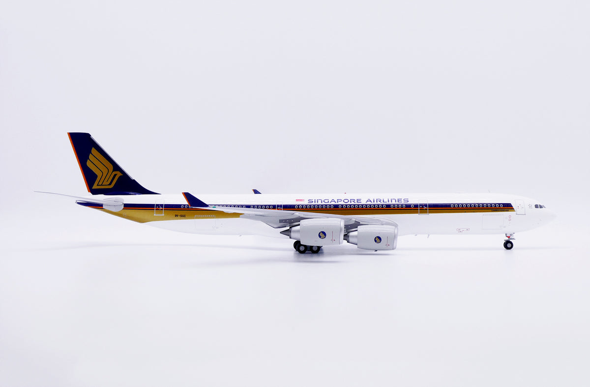 JC WINGS A340-500 SINGAPORE AIRLINES "OLD TITLES" REG: 9V-SGC
