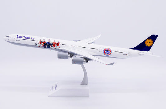 JC WINGS A340-600 LUFTHANSA "FC BAYERN MUNCHEN" REG: D-AIHK