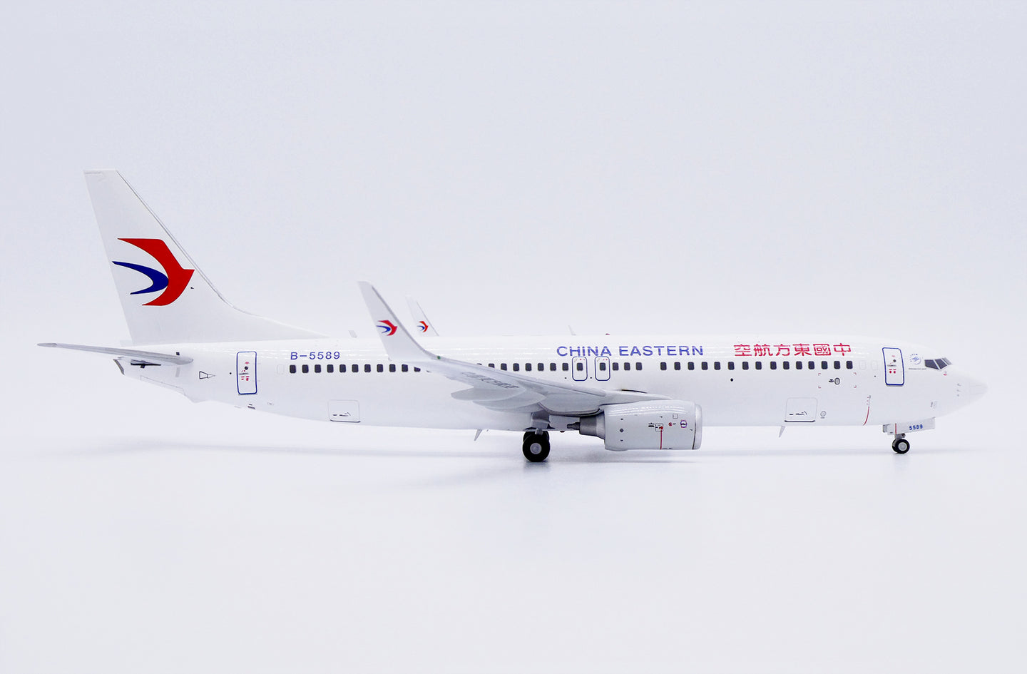 JC WINGS 737-800 CHINA EASTERN AIRLINES REG: B-5589