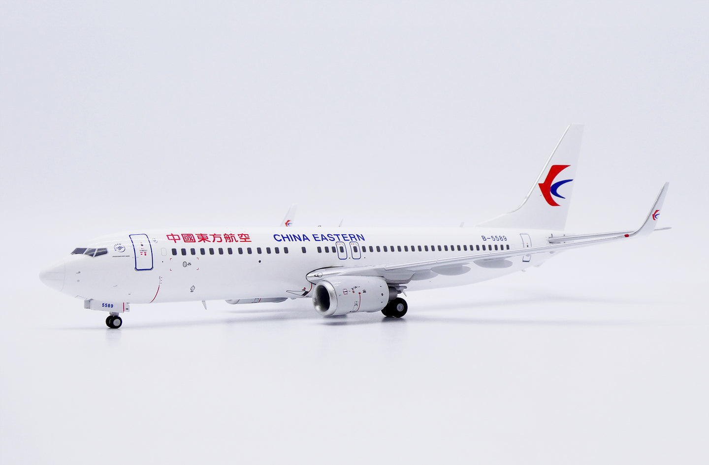 JC WINGS 737-800 CHINA EASTERN AIRLINES REG: B-5589