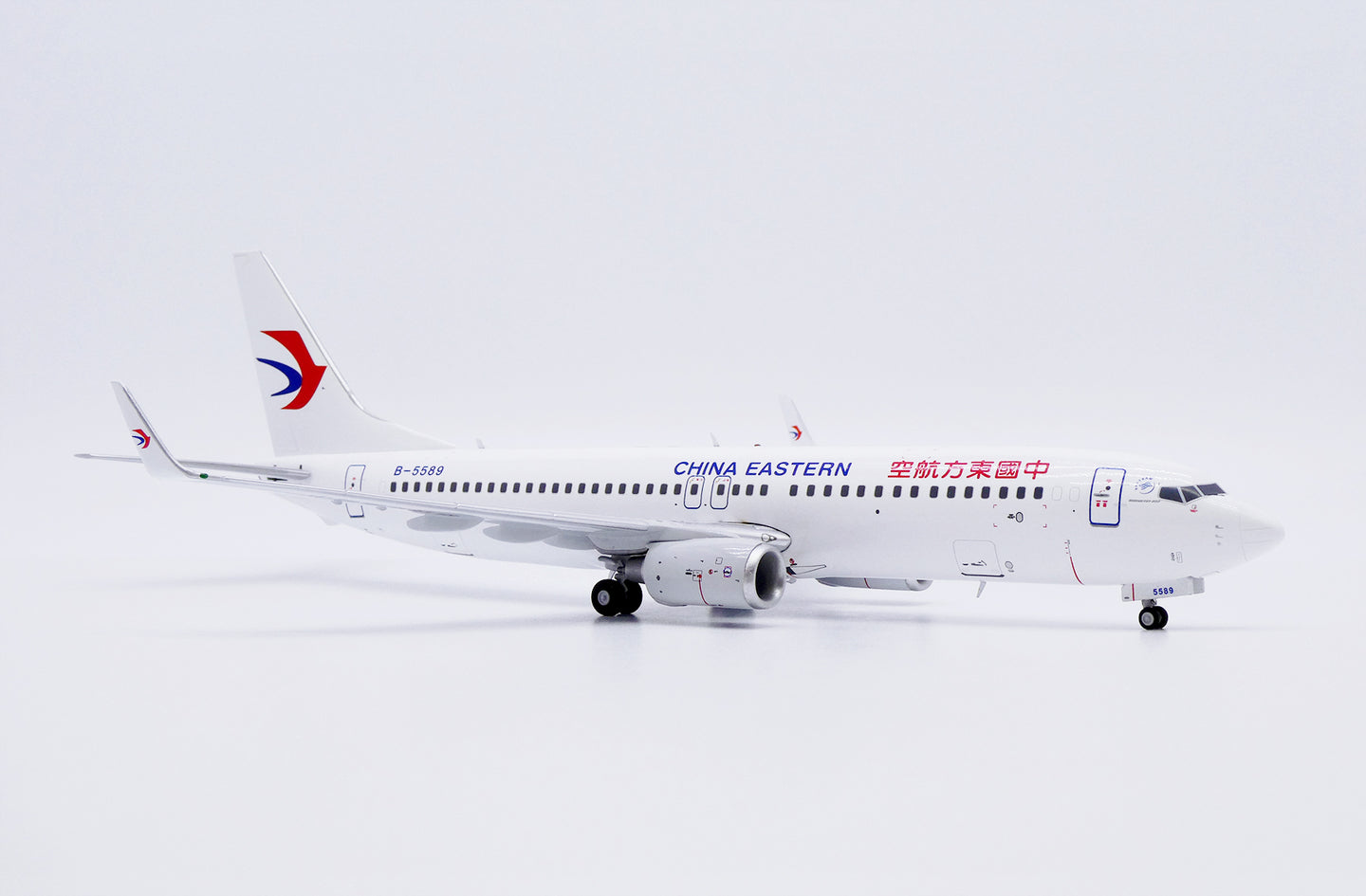 JC WINGS 737-800 CHINA EASTERN AIRLINES REG: B-5589