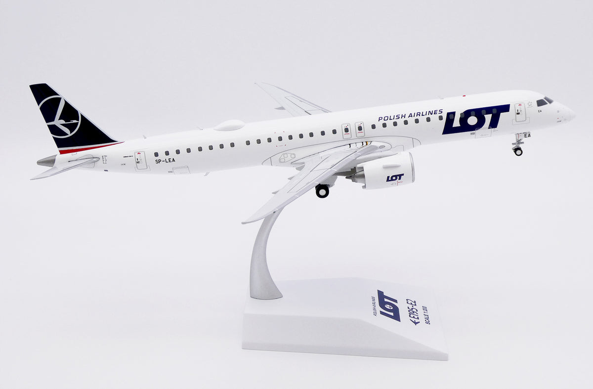 JC WINGS E195-E2 LOT POLISH AIRLINES REG: SP-LEA