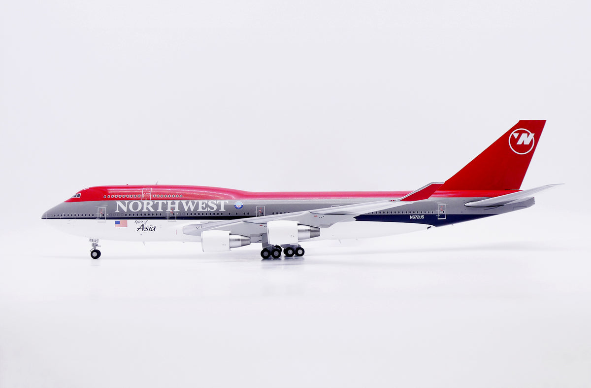 JC WINGS B747-400 NORTHWEST AIRLINES "SPIRIT OF ASIA" REG: N672US