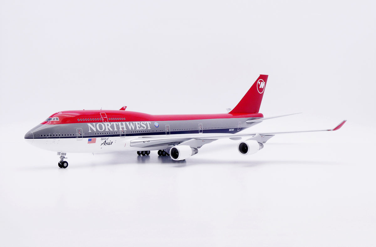 JC WINGS B747-400 NORTHWEST AIRLINES "SPIRIT OF ASIA" REG: N672US