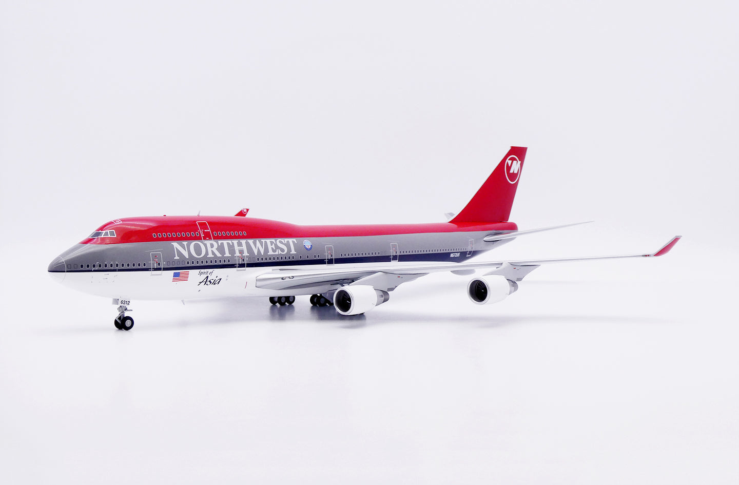 JC WINGS B747-400 NORTHWEST AIRLINES "SPIRIT OF ASIA" REG: N672US