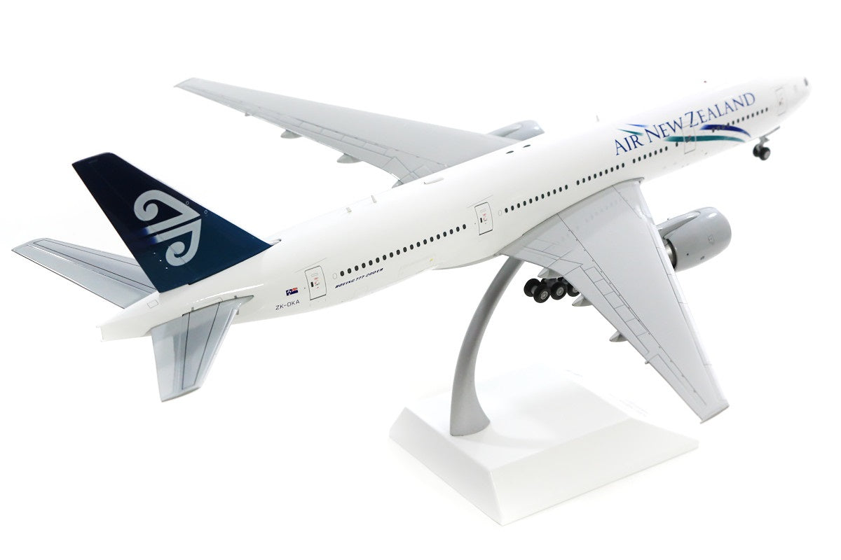 JCWINGS B777-200ER AIR NEW ZEALAND REG: ZK-OKA