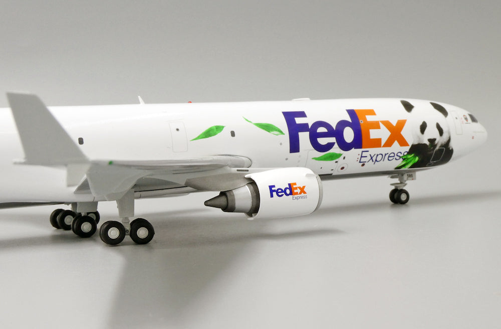 JC WINGS MD-11F FEDEX "PANDA EXPRESS NO.3" REG: N585FE
