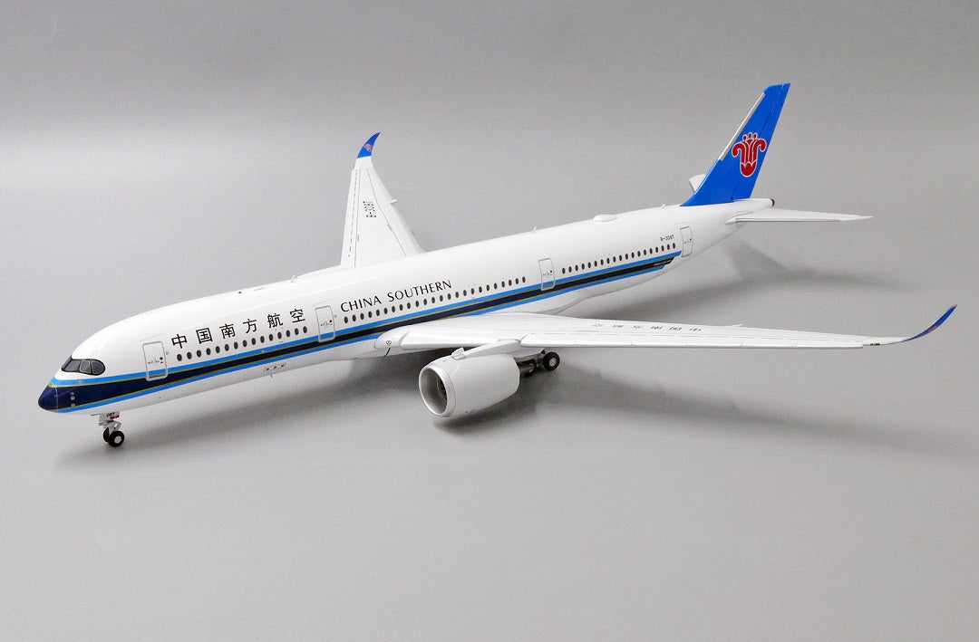 JC WINGS A350-900XWB CHINA SOUTHERN AIRLINES (FLAPS DOWN) REG: B-308T