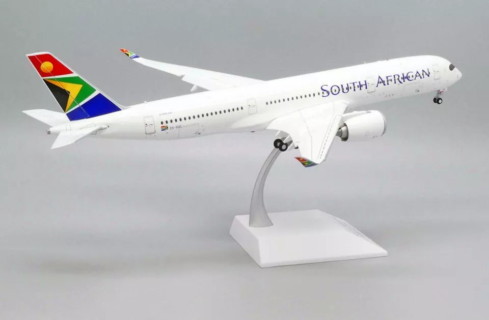 JC WINGS A350-900XWB SOUTH AFRICAN AIRWAYS (FLAP DOWN) REG:ZS-SDC