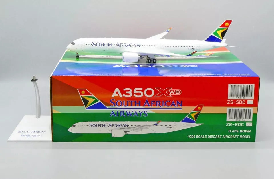JC WINGS A350-900XWB SOUTH AFRICAN AIRWAYS (FLAP DOWN) REG:ZS-SDC
