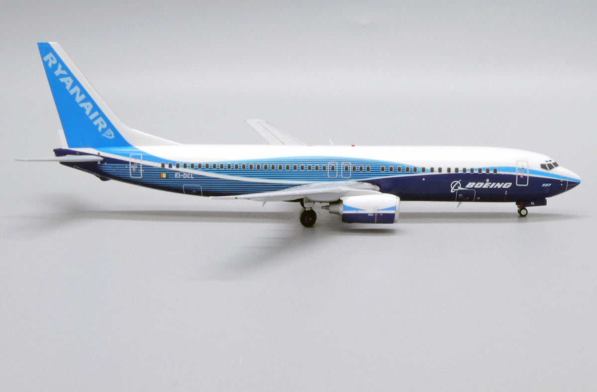 JC WINGS B737-800 RYANAIR "DREAMLINER" REG: EI-DCL