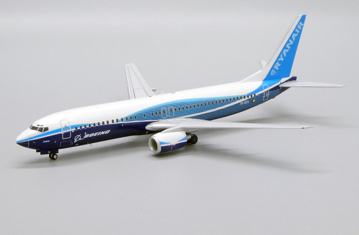 JC WINGS B737-800 RYANAIR "DREAMLINER" REG: EI-DCL