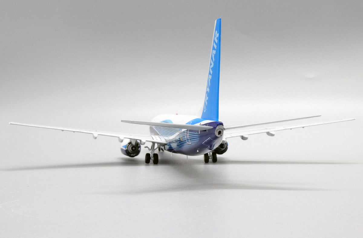 JC WINGS B737-800 RYANAIR "DREAMLINER" REG: EI-DCL