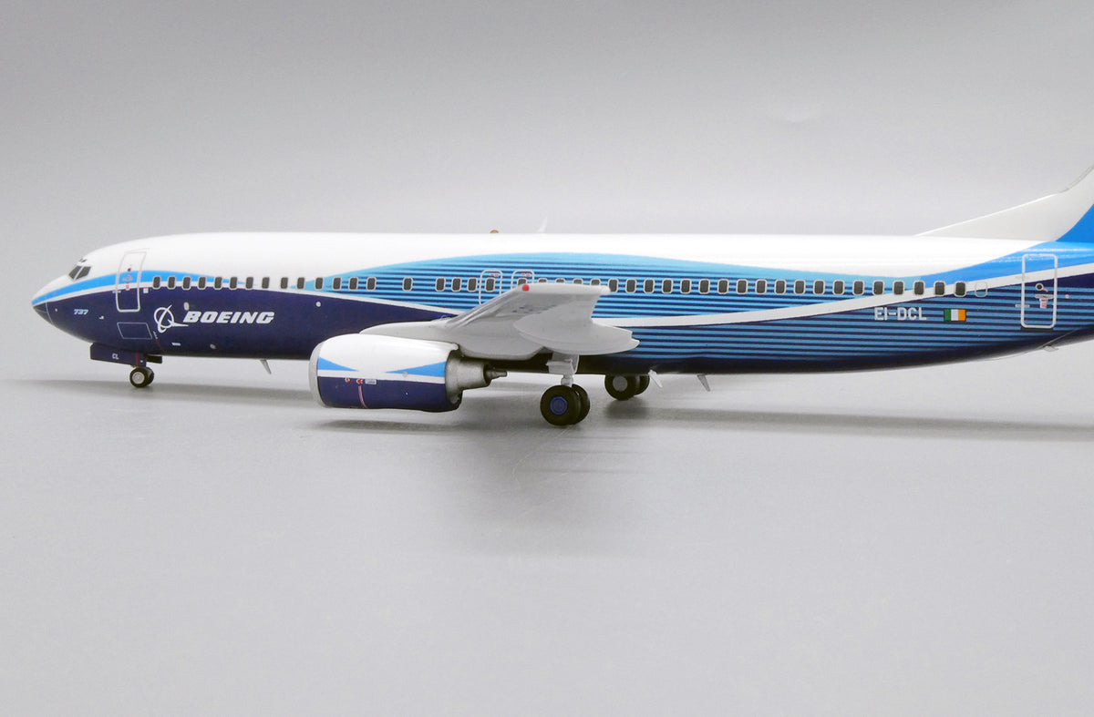 JC WINGS B737-800 RYANAIR "DREAMLINER" REG: EI-DCL
