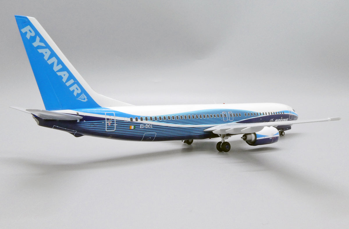 JC WINGS B737-800 RYANAIR "DREAMLINER" REG: EI-DCL