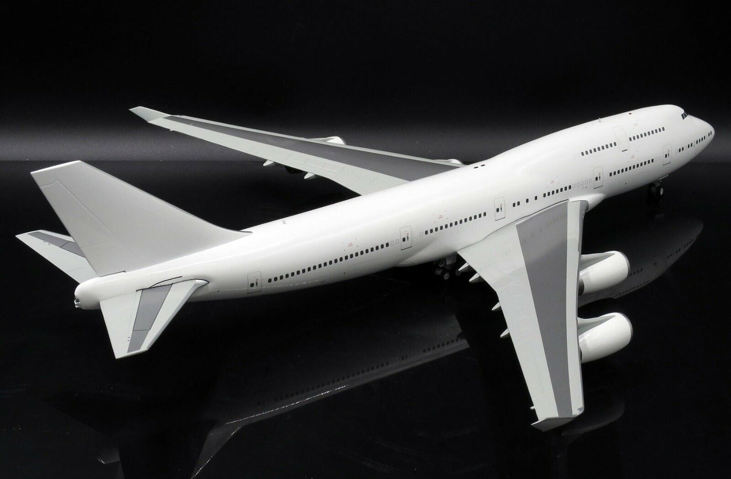 JC WINGS B747-400 BLANK (GENERAL ELECTRIC)