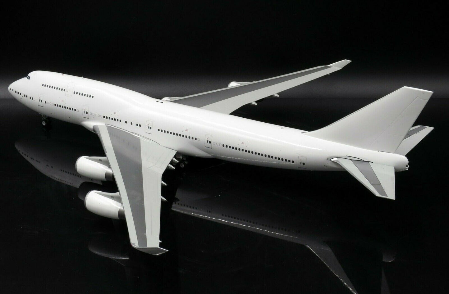 JC WINGS B747-400 BLANK (GENERAL ELECTRIC)