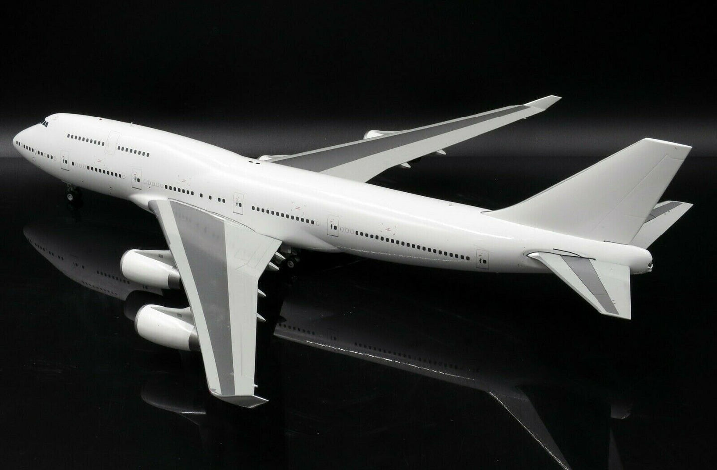 JC WINGS B747-400 BLANK (GENERAL ELECTRIC)