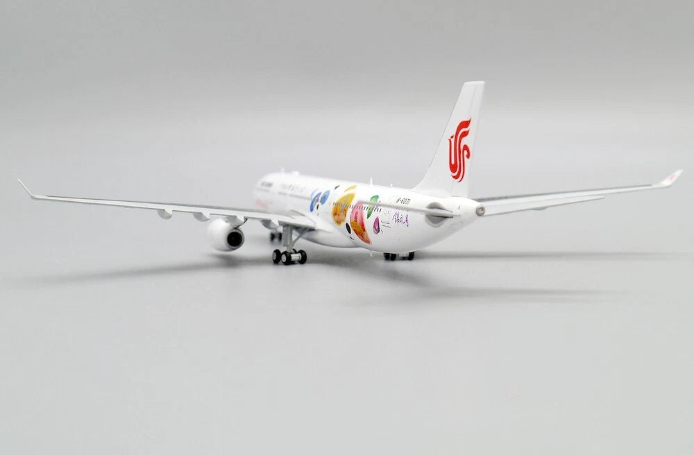 JCWINGS A330-200 AIR CHINA REG: B-6071