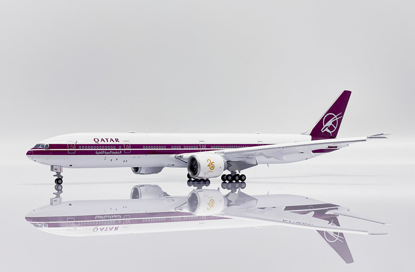 JCWINGS B777-300(ER) QATAR AIRWAYS "RETRO LIVERY" (FLAPS DOWN) REG: A7-BAC