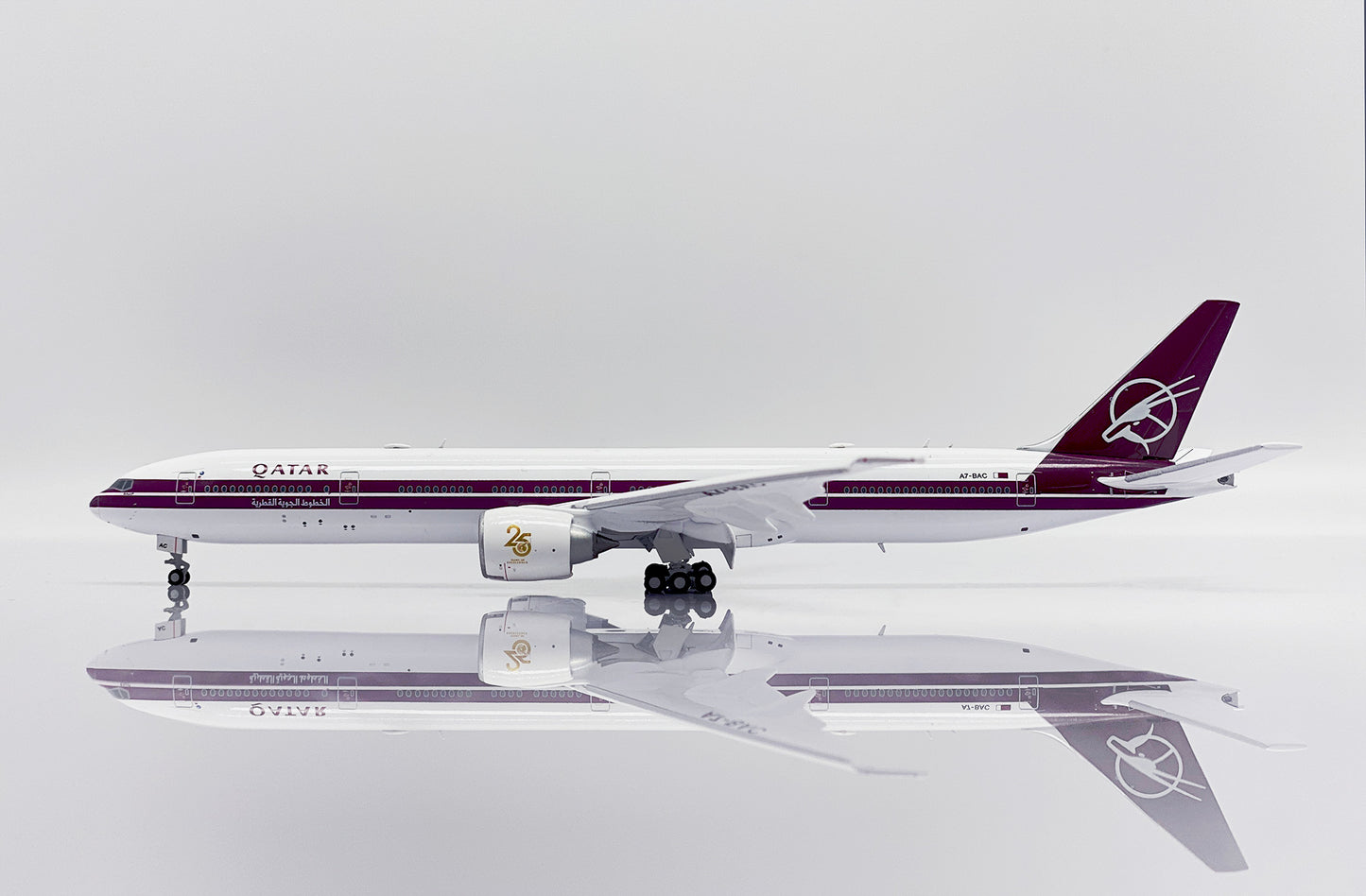 JCWINGS B777-300(ER) QATAR AIRWAYS "RETRO LIVERY" (FLAPS DOWN) REG: A7-BAC