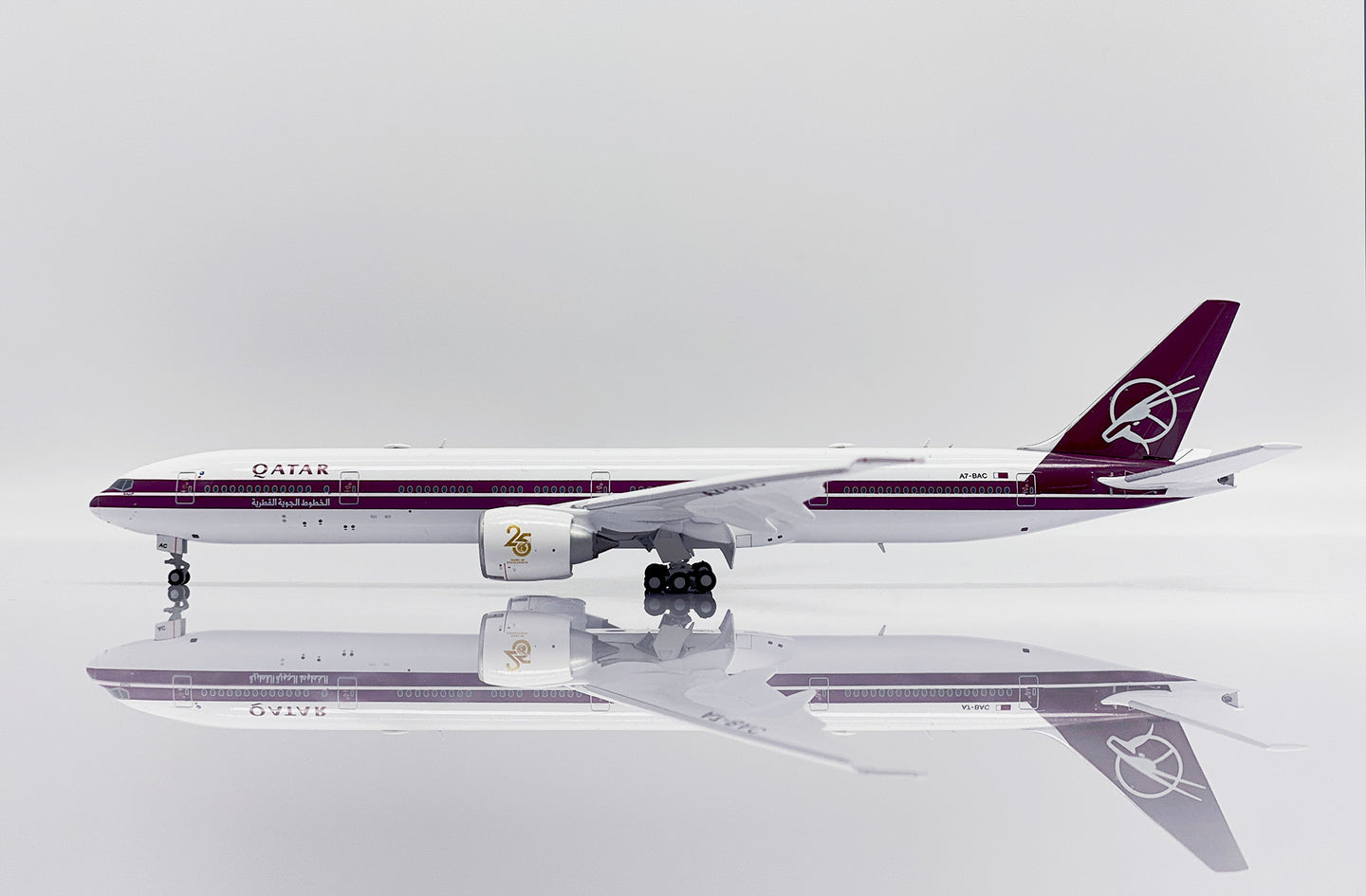 JCWINGS B777-300(ER) QATAR AIRWAYS "RETRO LIVERY" (FLAPS DOWN) REG: A7-BAC