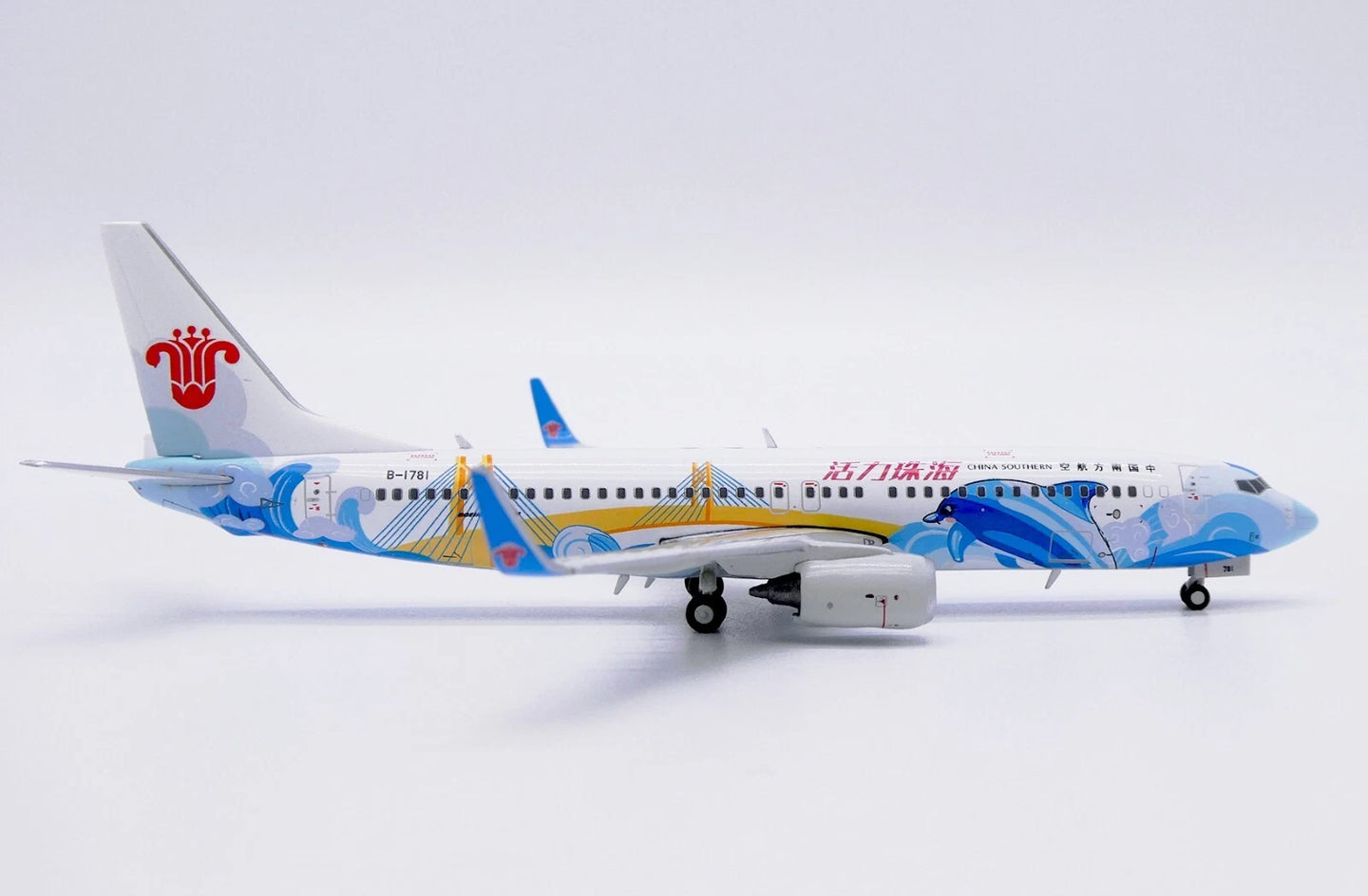 JCWINGS B737-800 CHINA SOUTHERN AIRLINES REG: B-1781