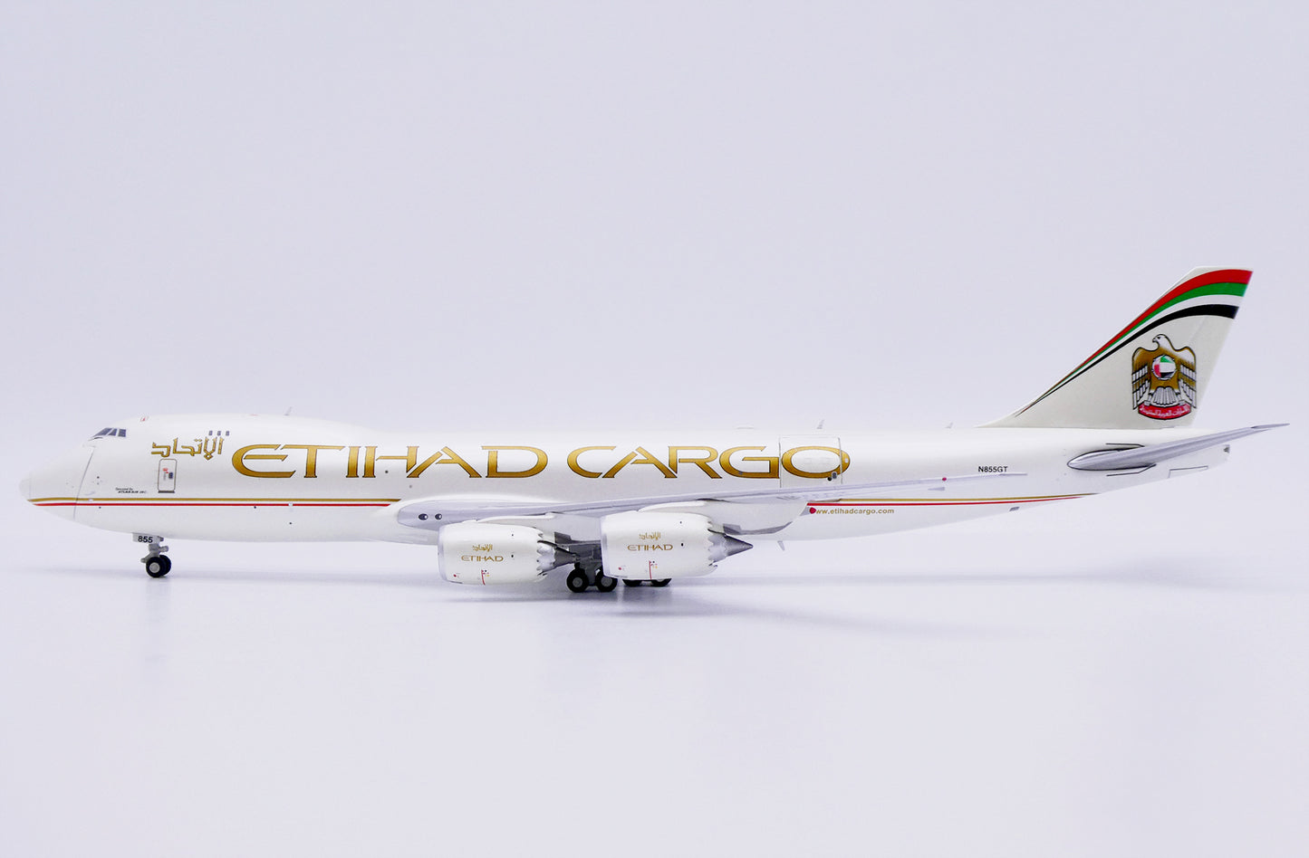 JC WINGS B747-8F ETIHAD CARGO (INTERACTIVE SERIES) REG: N855GT