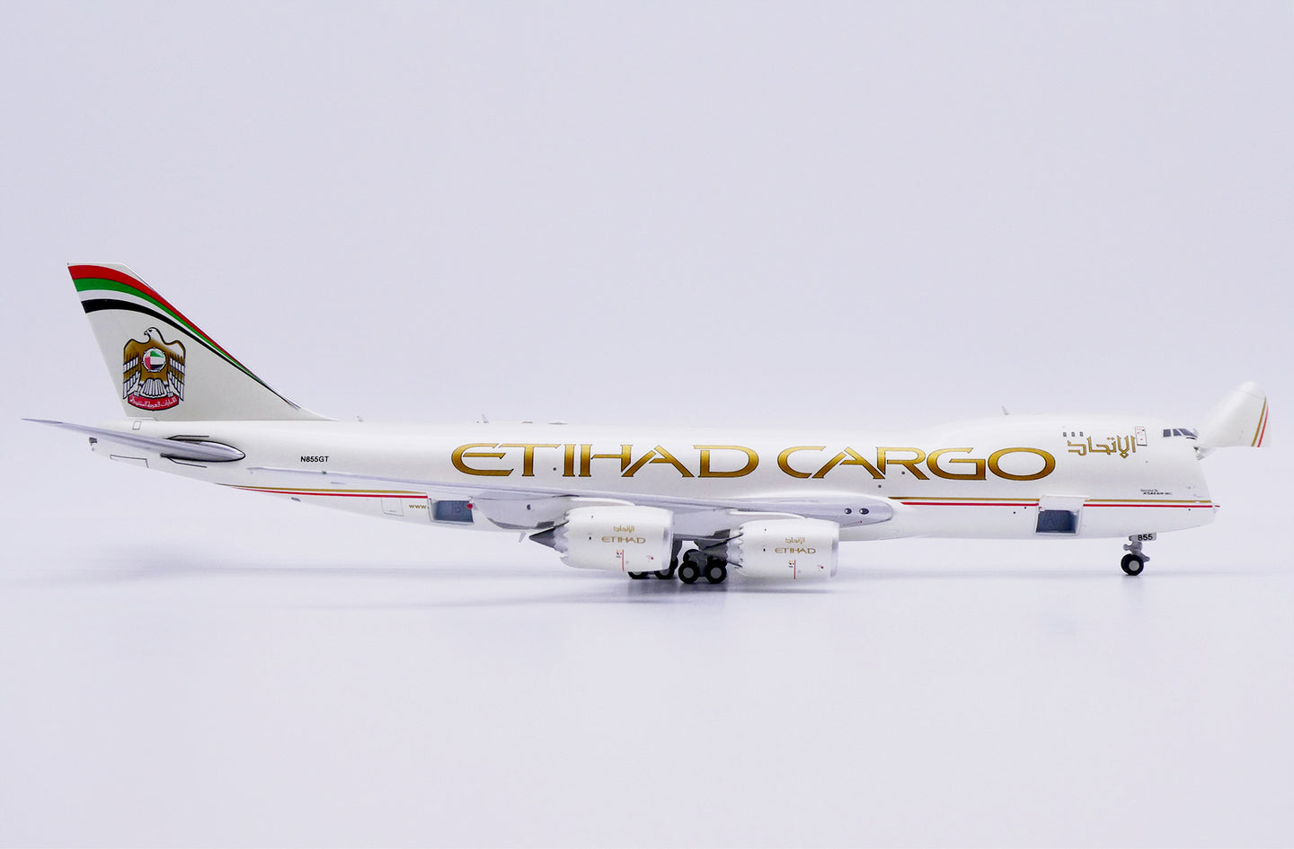 JC WINGS B747-8F ETIHAD CARGO (INTERACTIVE SERIES) REG: N855GT