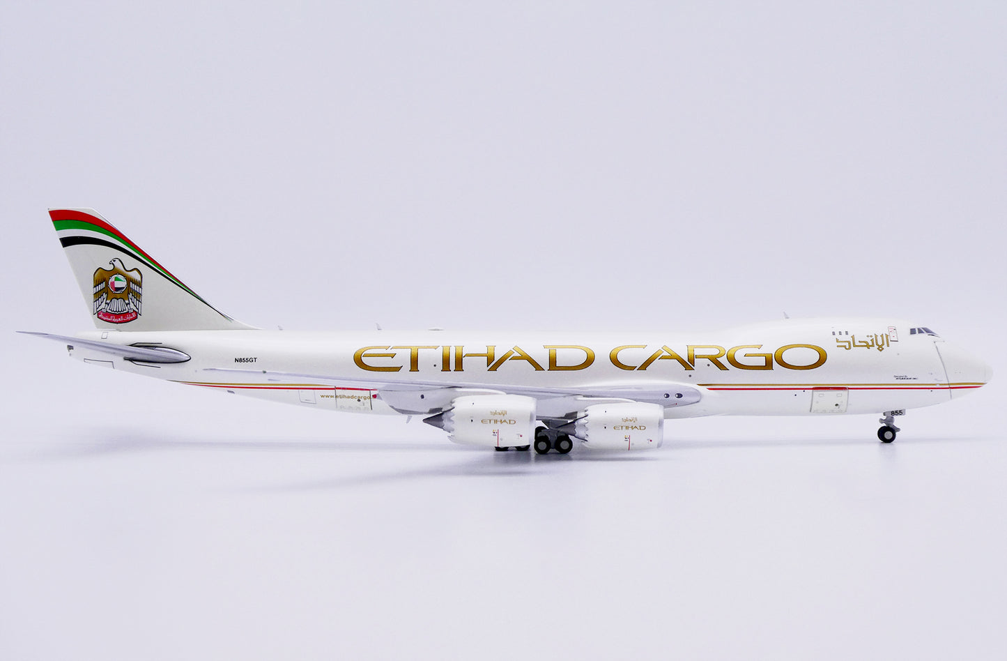 JC WINGS B747-8F ETIHAD CARGO (INTERACTIVE SERIES) REG: N855GT
