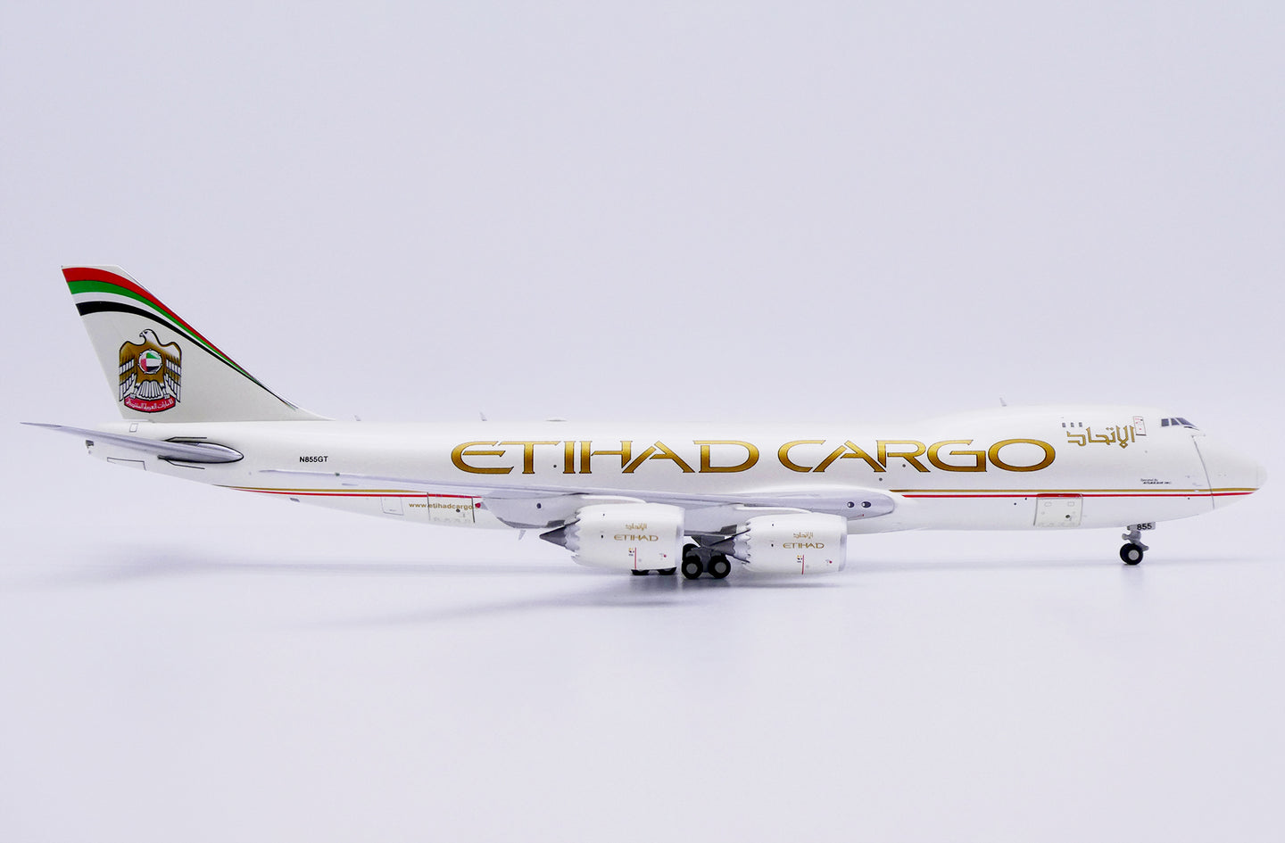 JC WINGS B747-8F ETIHAD CARGO (INTERACTIVE SERIES) REG: N855GT