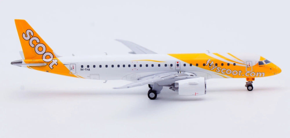 JC WINGS E190-E2 SCOOT REG: 9V-THA