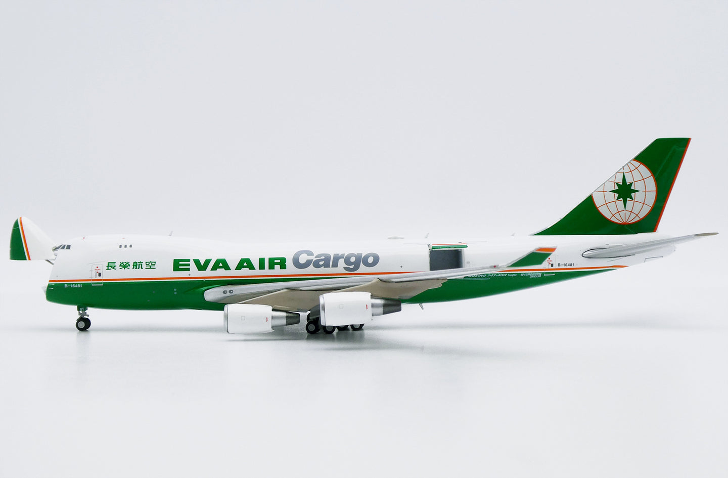 JC WINGS B747-400F EVA AIR CARGO (INTERACTIVE SERIES) REG: B-16481