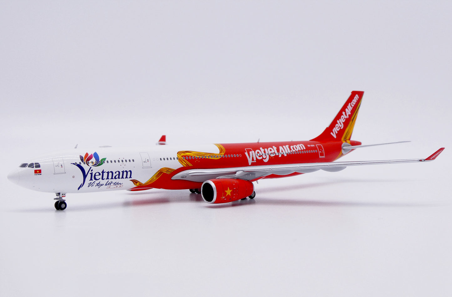 JC WINGS A330-300 VIETJET AIR "VIETNAM TIMELESS CHARM" REG: VN-A814