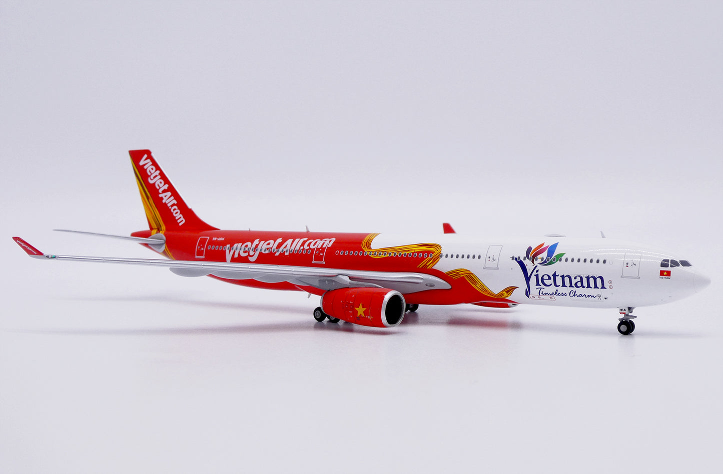 JC WINGS A330-300 VIETJET AIR "VIETNAM TIMELESS CHARM" REG: VN-A814