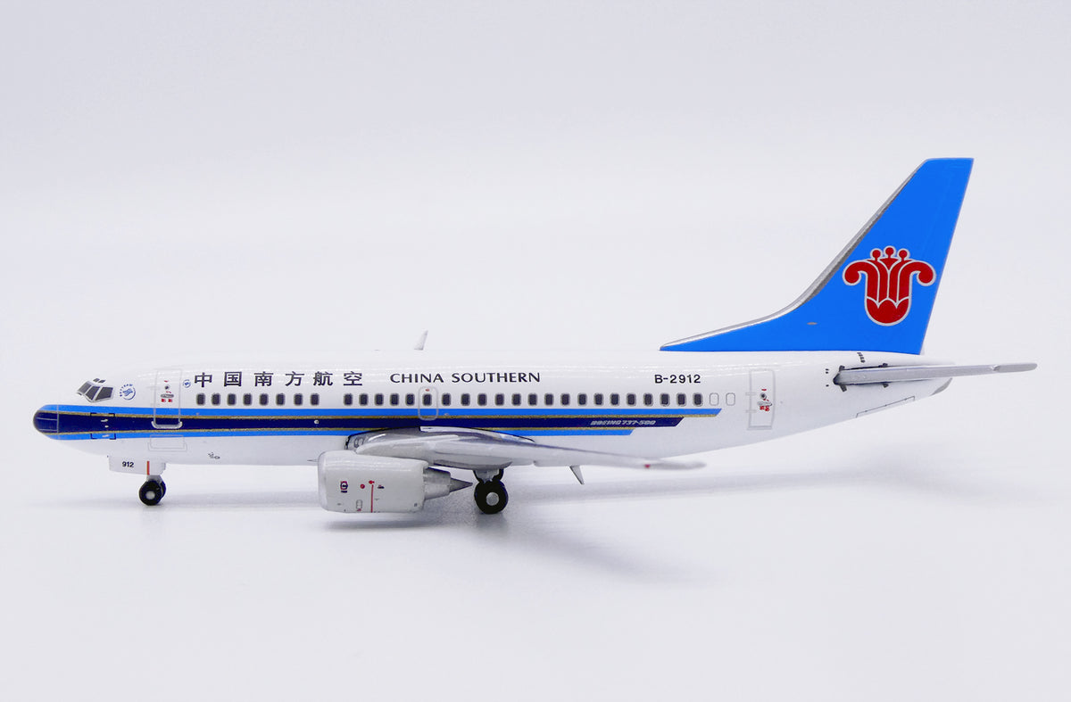 JC WINGS B737-500 CHINA SOUTHERN AIRLINES REG: B-2912