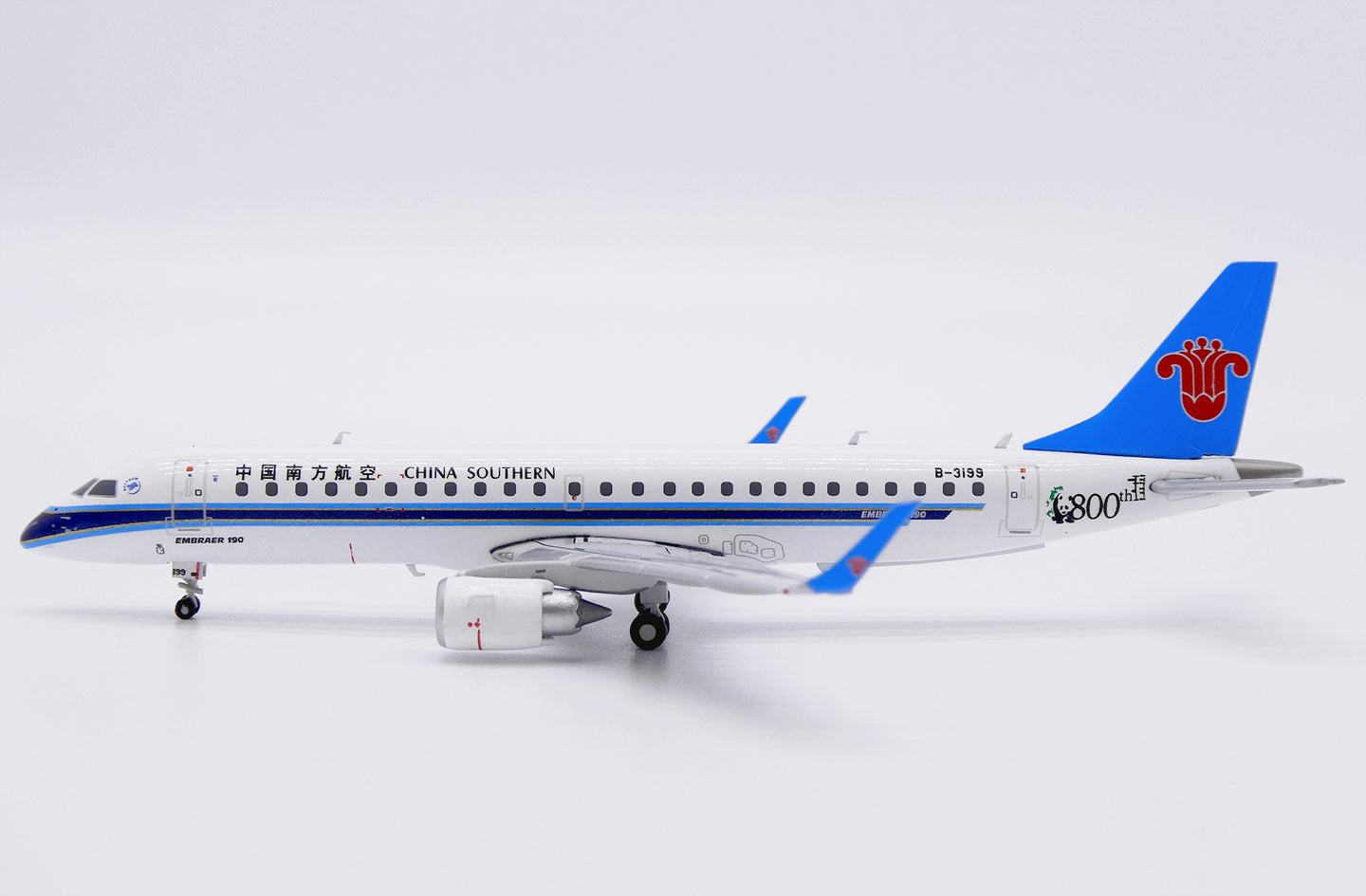 JC WINGS ERJ-190LR CHINA SOUTHERN AIRLINES "800TH E-JET" REG: B-3199