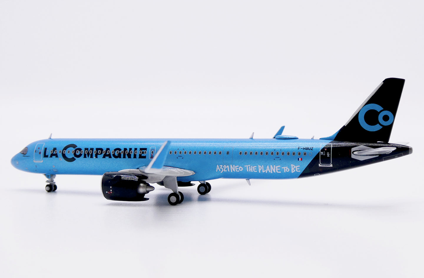 JC WINGS A321NEO LA COMPAGNIE "A321NEO THE PLANE TO BE" REG: F-HBUZ